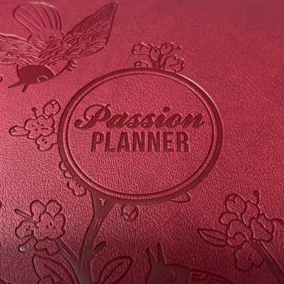 NWT Burgundy Passion Planner Sakura Melody Style Dated Monday Start 12-Month solofficialkw.com